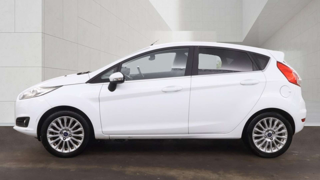 Ford Fiesta Titanium  #6