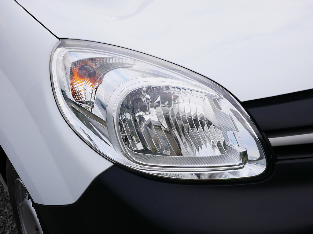 Renault Kangoo White #26