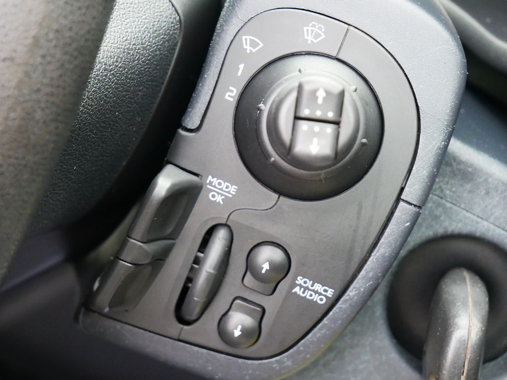 Renault Kangoo White #30