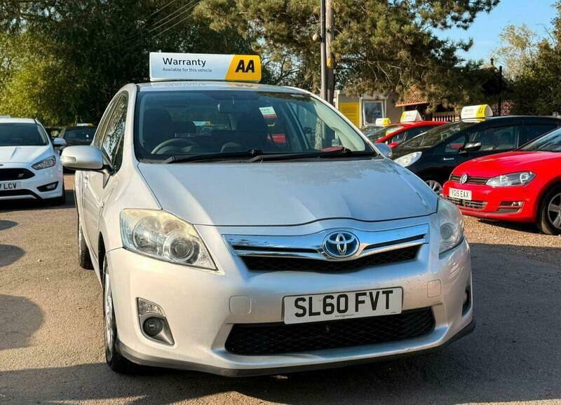 Toyota Auris 1.8 Vvt-h T4 Cvt SL60FVT Silver #2