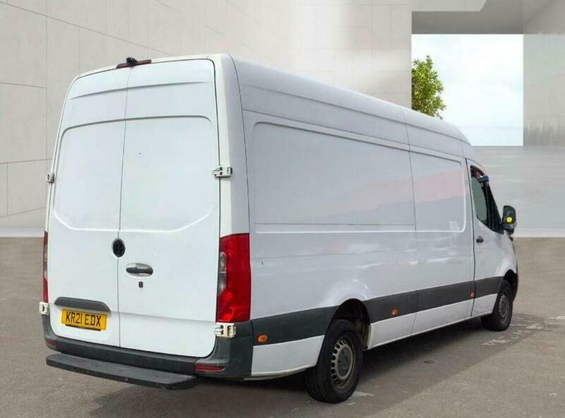 Mercedes-Benz Sprinter 2.0 315 Cdi Progressive White #4