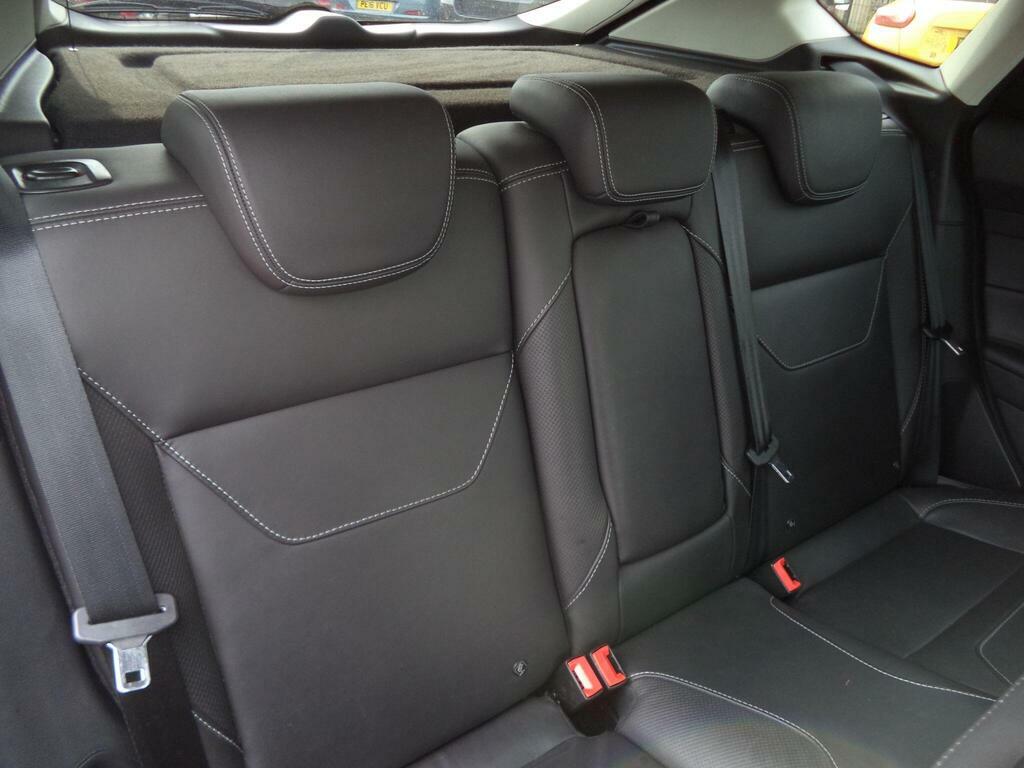 Ford Focus Titanium 5-Door Silver #35