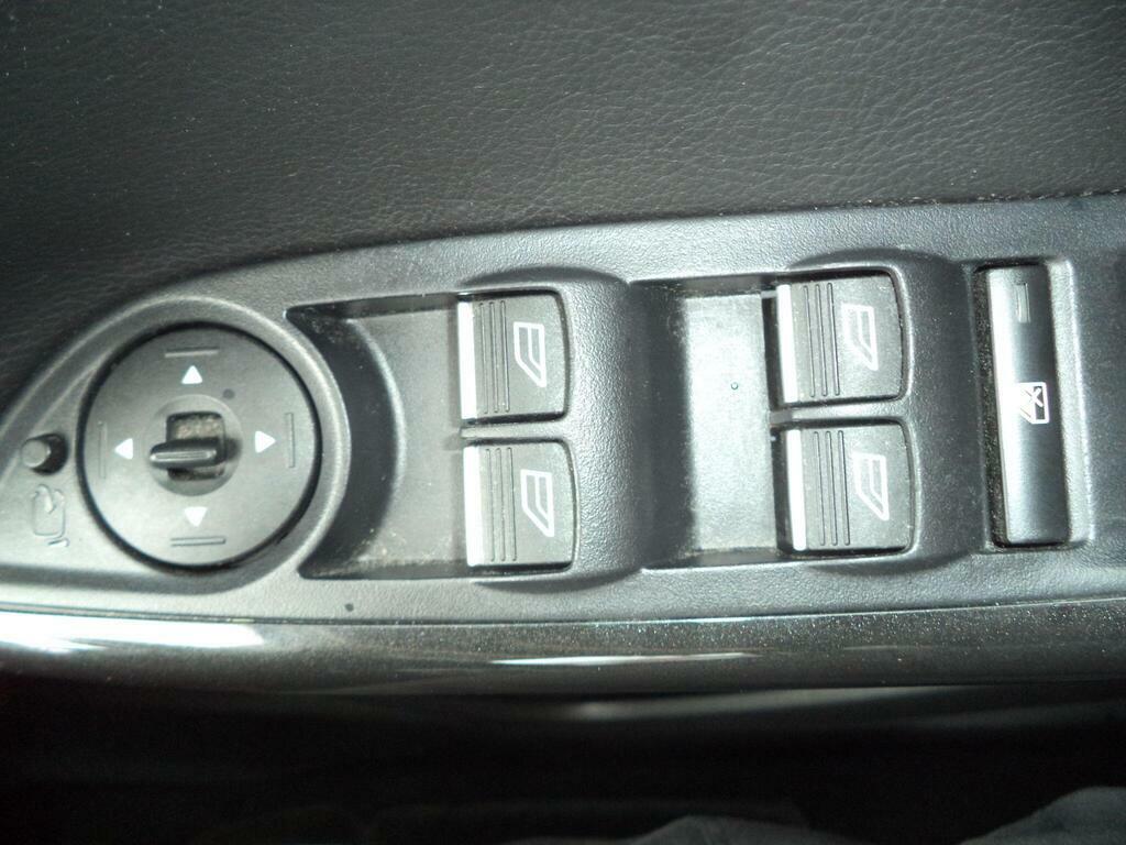 Ford Focus Titanium 5-Door Silver #44