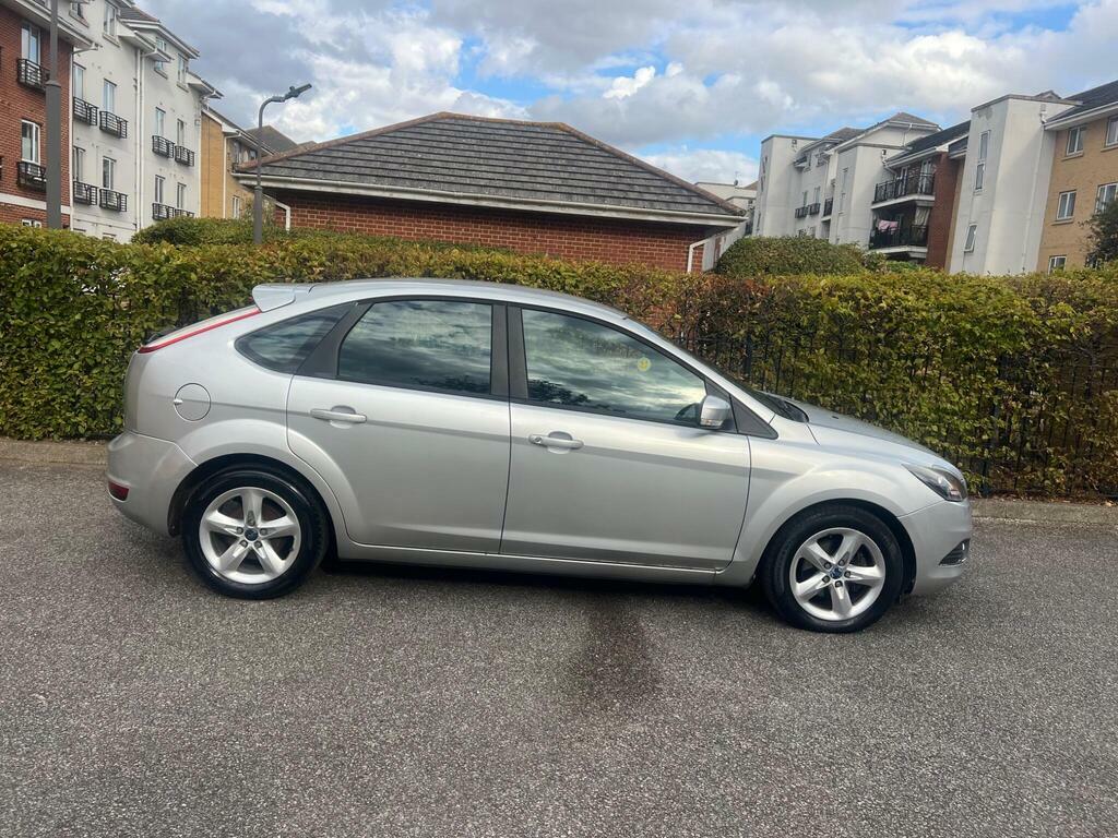 Ford Focus Hatchback Silver #38