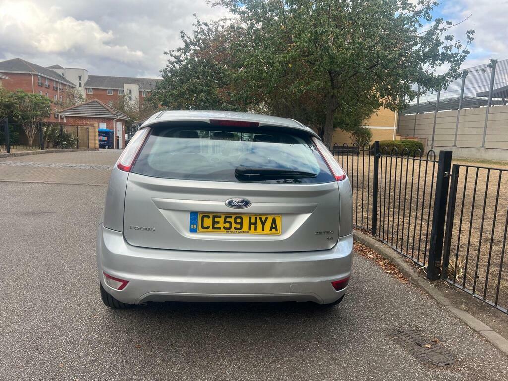 Ford Focus 1.6 Zetec Silver #6