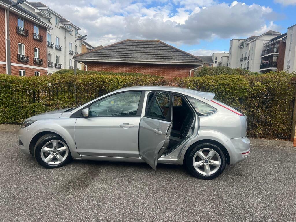 Ford Focus Hatchback Silver #59