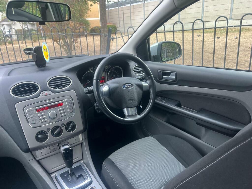 Ford Focus Hatchback Silver #20