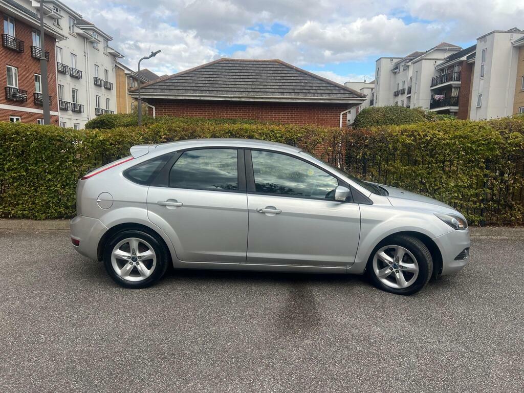 Ford Focus Hatchback Silver #48