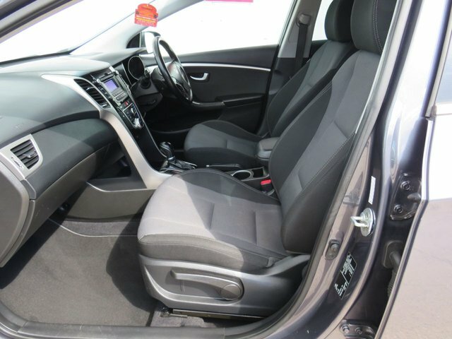 Hyundai I30 T-gdi Turbo Hatchback White #9