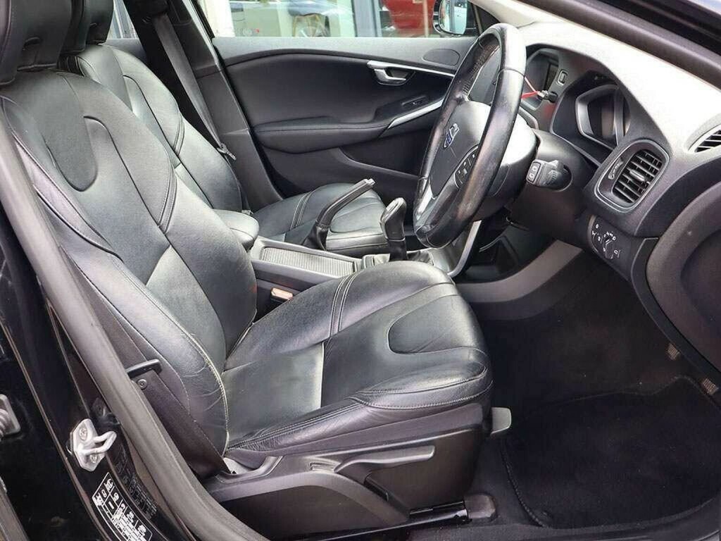 Volvo V40 2.0 D3 Se Lux Nav Hatchback Geartronic Silver #16