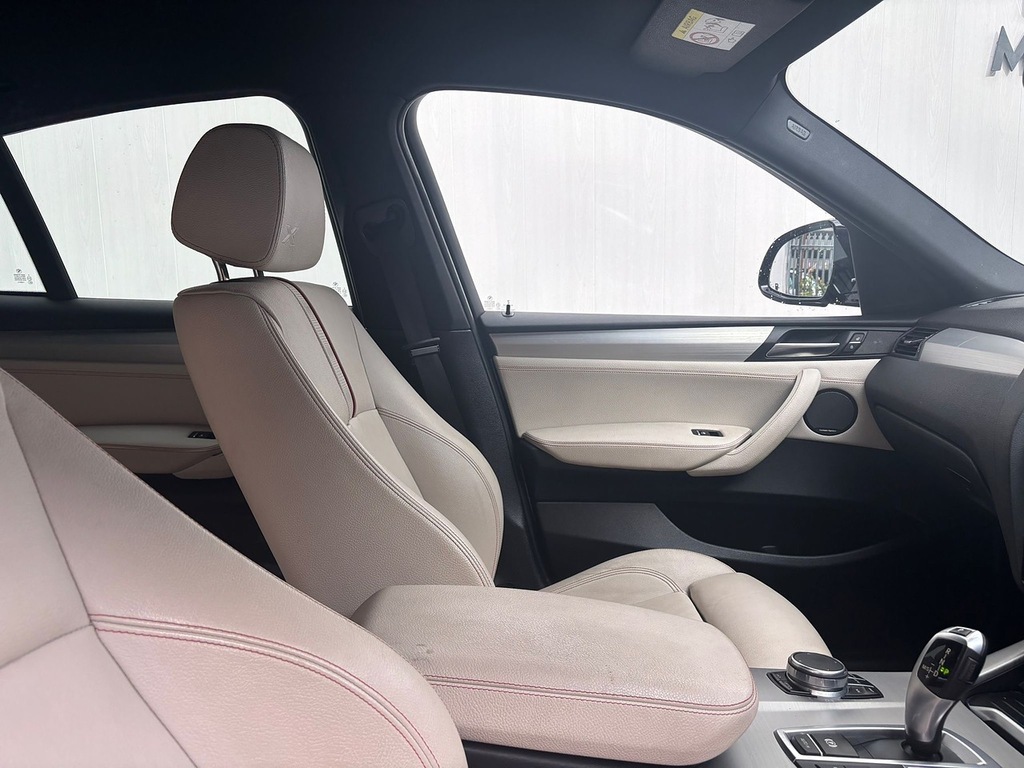 BMW X4 20D M Sport Black #6