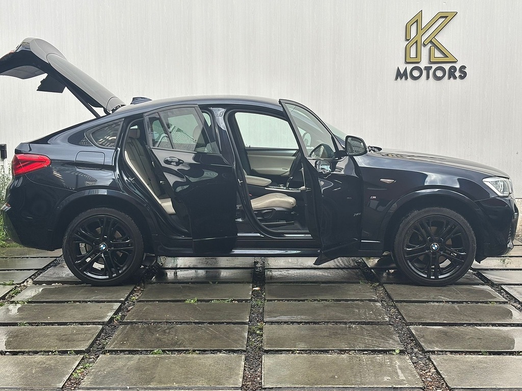 BMW X4 20D M Sport Black #4