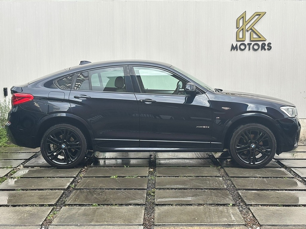 BMW X4 20D M Sport Black #3