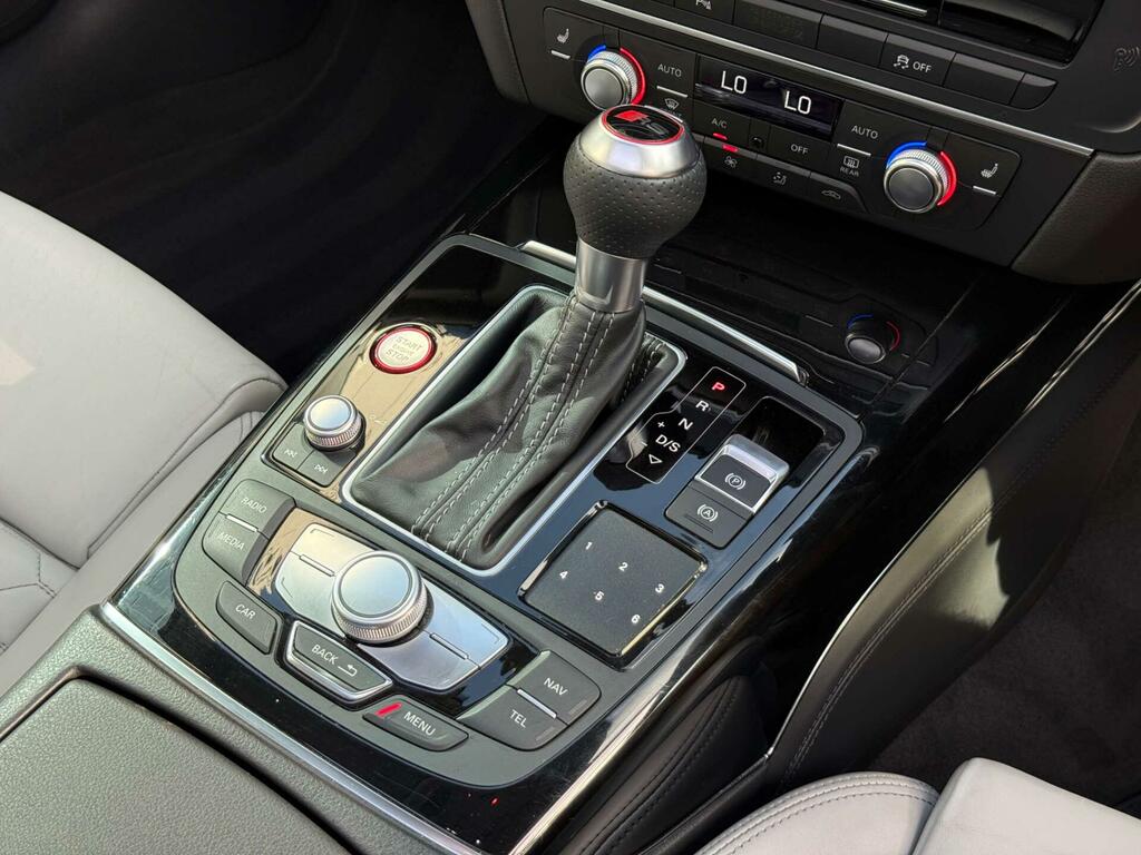 Audi RS6 Avant 4L Null Black #42