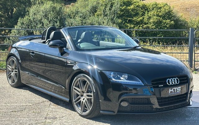 Audi TT Tfsi Black Edition Roadster Black #4