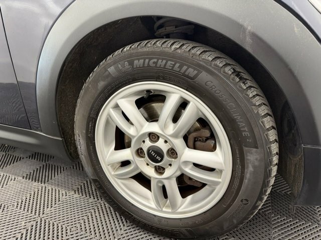 Mini Hatch 1.6 One D White #7