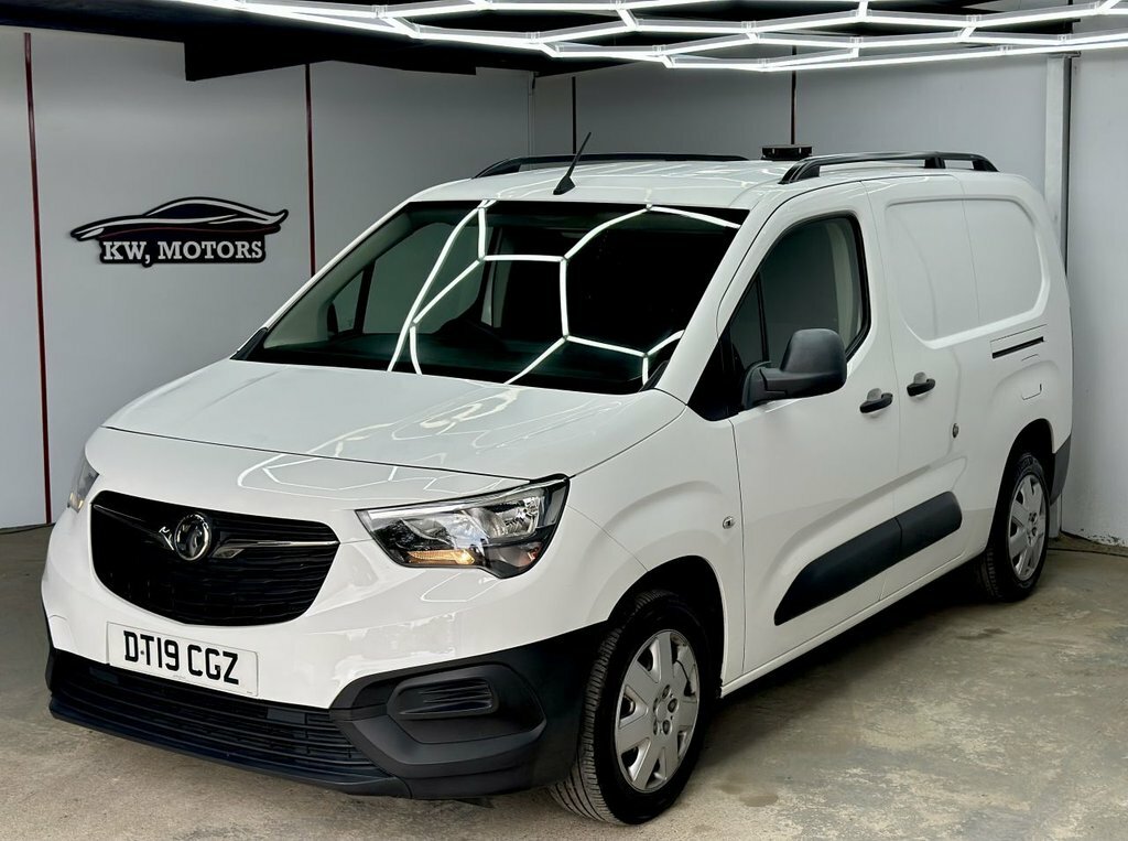 Vauxhall Combo 1.6L Edition 6Dr DT19CGZ White #6