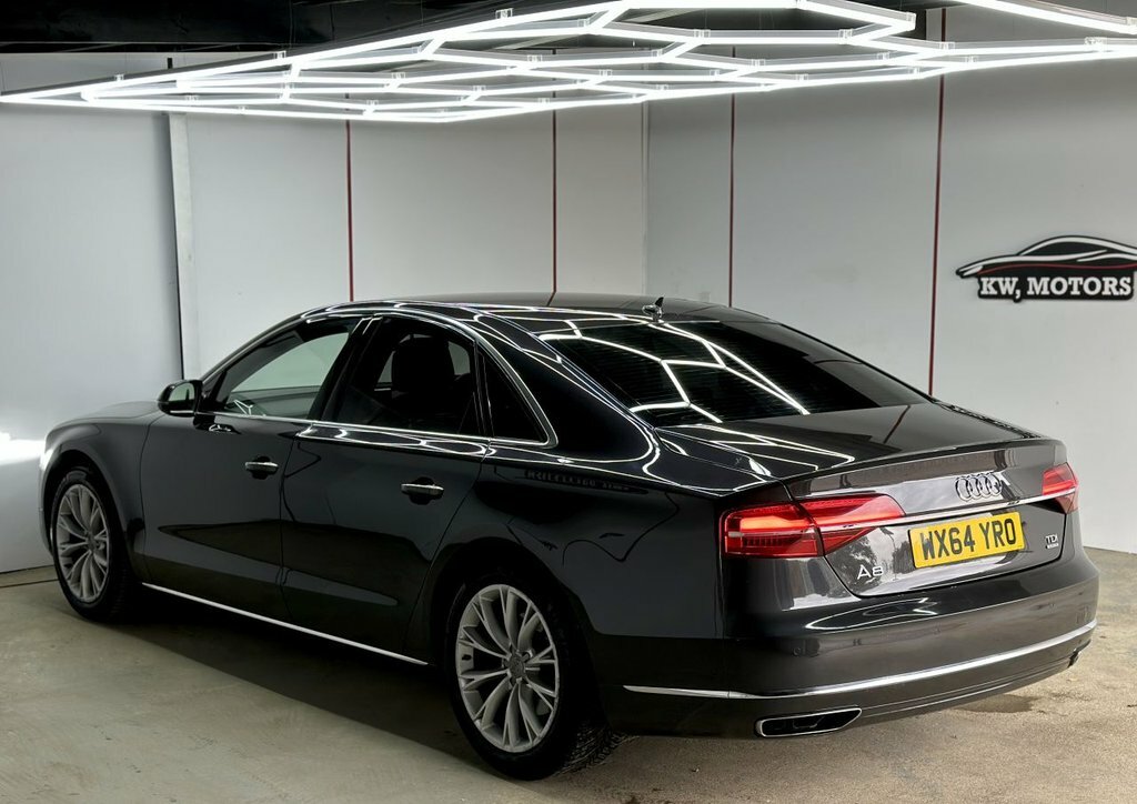 Audi A8 3L Se Executive Black #16