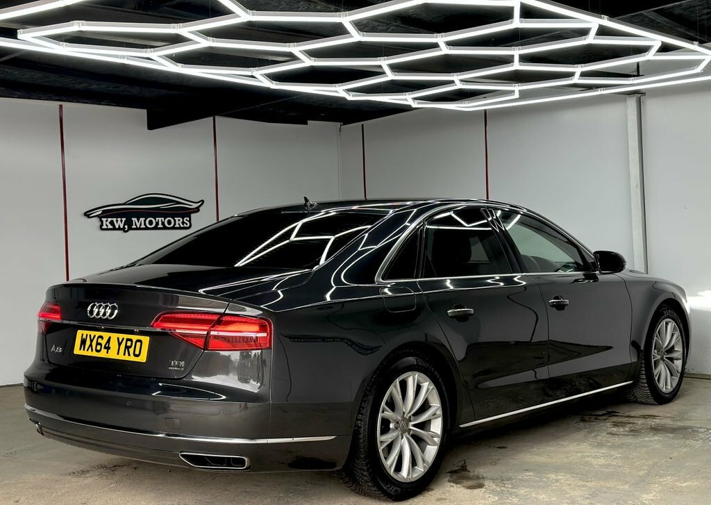 Audi A8 3L Se Executive Black #11