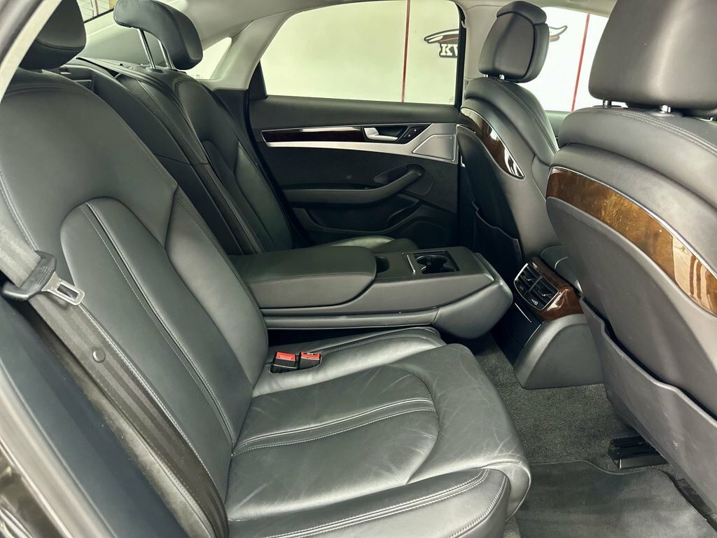 Audi A8 3L Se Executive Black #40