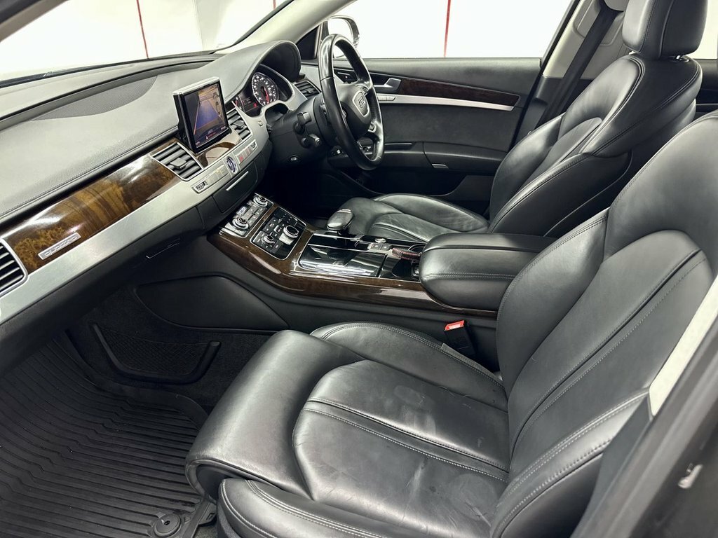 Audi A8 3L Se Executive Black #21