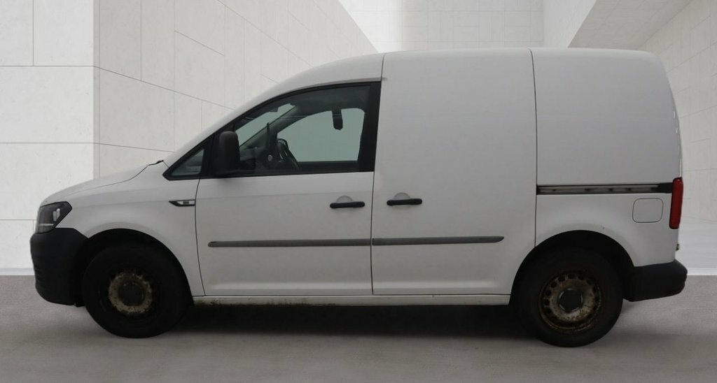 Volkswagen Caddy 2L Startline White #6
