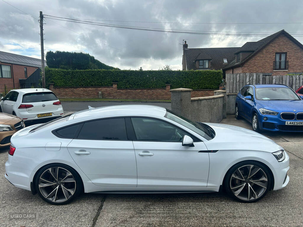 Audi A5 2.0 Tdi S Line S Tronic DE17SZW White #6