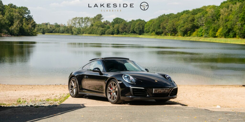 Porsche 911 3.0 T 991 Carrera 4S Black