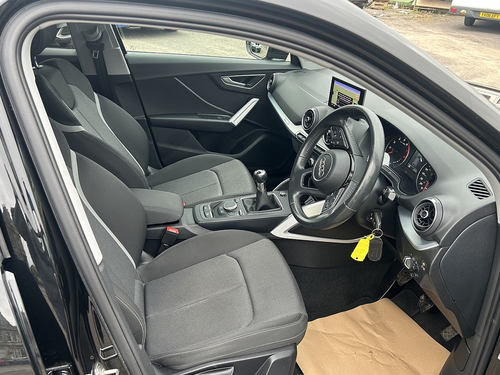 Audi Q2 1.0 Tfsi Sport Suv Euro 6 Ss Black #6