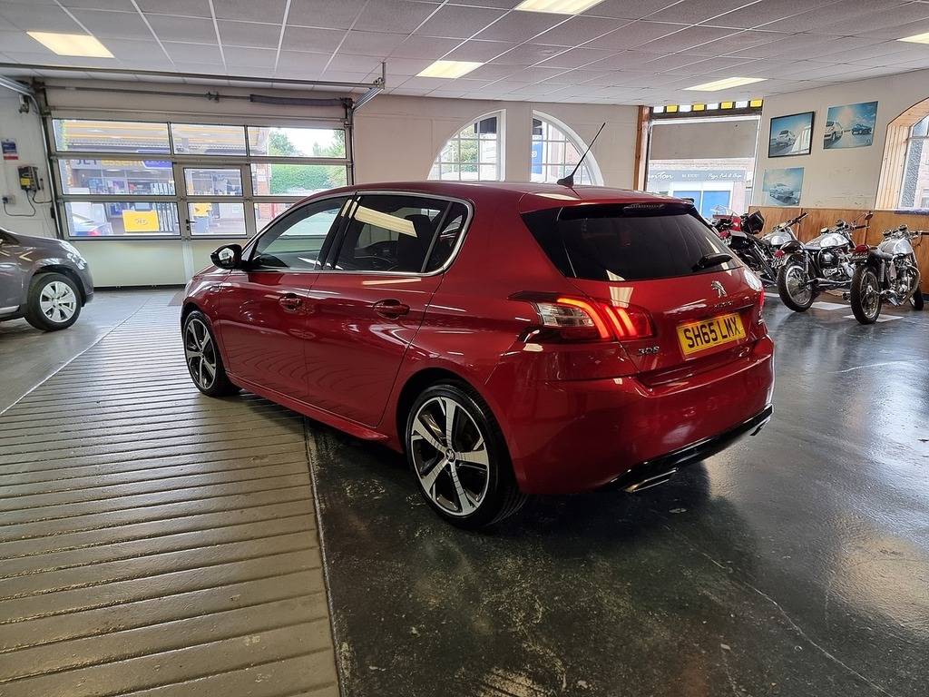 Peugeot 308 2.0 Bluehdi Gt Line Hatchback Eu Red #4