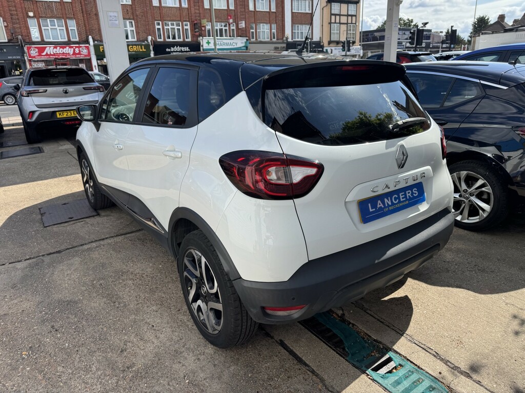Renault Captur 1.3 Iconic Tce 130 My19 LV69OBG White #4