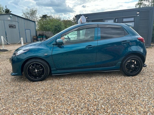 Mazda Demio Mazda 2 1.3 187 G Km 71 Bhp Green #5