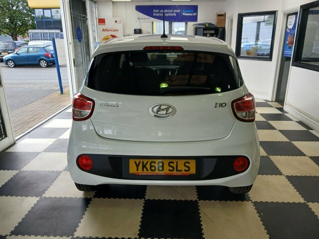 Hyundai I10 Go Se Hatchback White #6