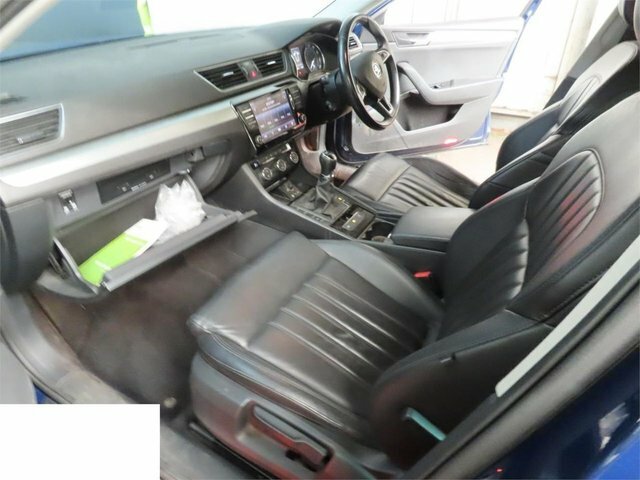 Skoda Superb Tdi Se Technology Estate Blue #2