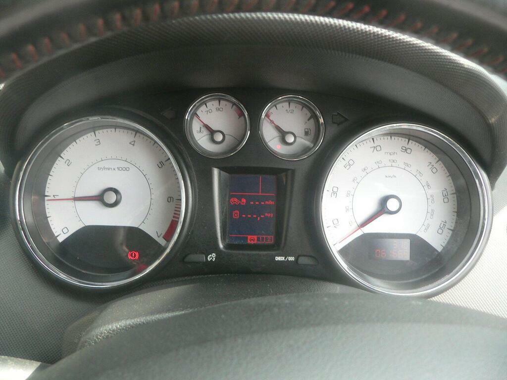 Peugeot 308 1.6 Hdi 92 Active White #26