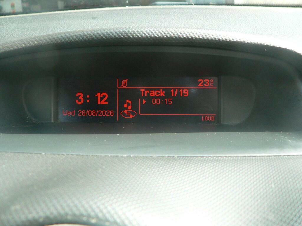 Peugeot 308 1.6 Hdi 92 Active White #27