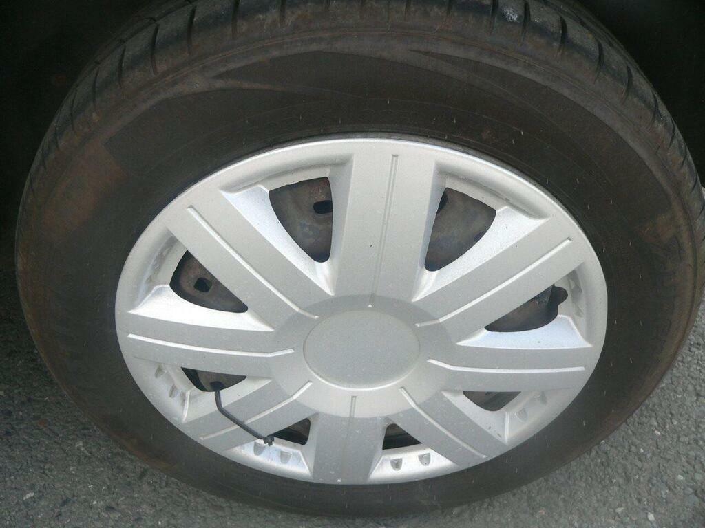 Volkswagen Fox Hatchback Grey #19