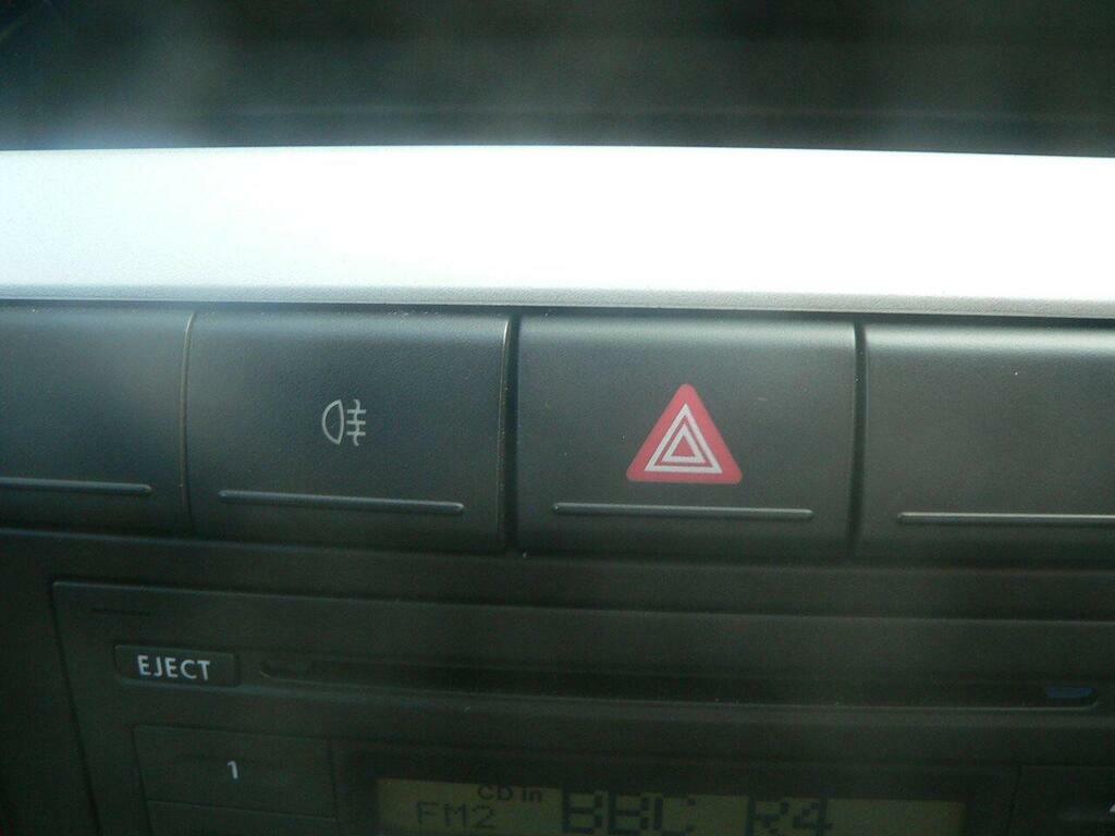 Volkswagen Fox Hatchback Grey #17