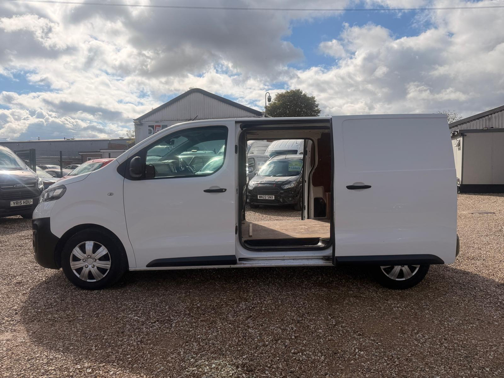 Vauxhall Vivaro 1.5 Turbo D 2700 Dynamic L1 H1 Euro 6 Ss 6Dr  #4
