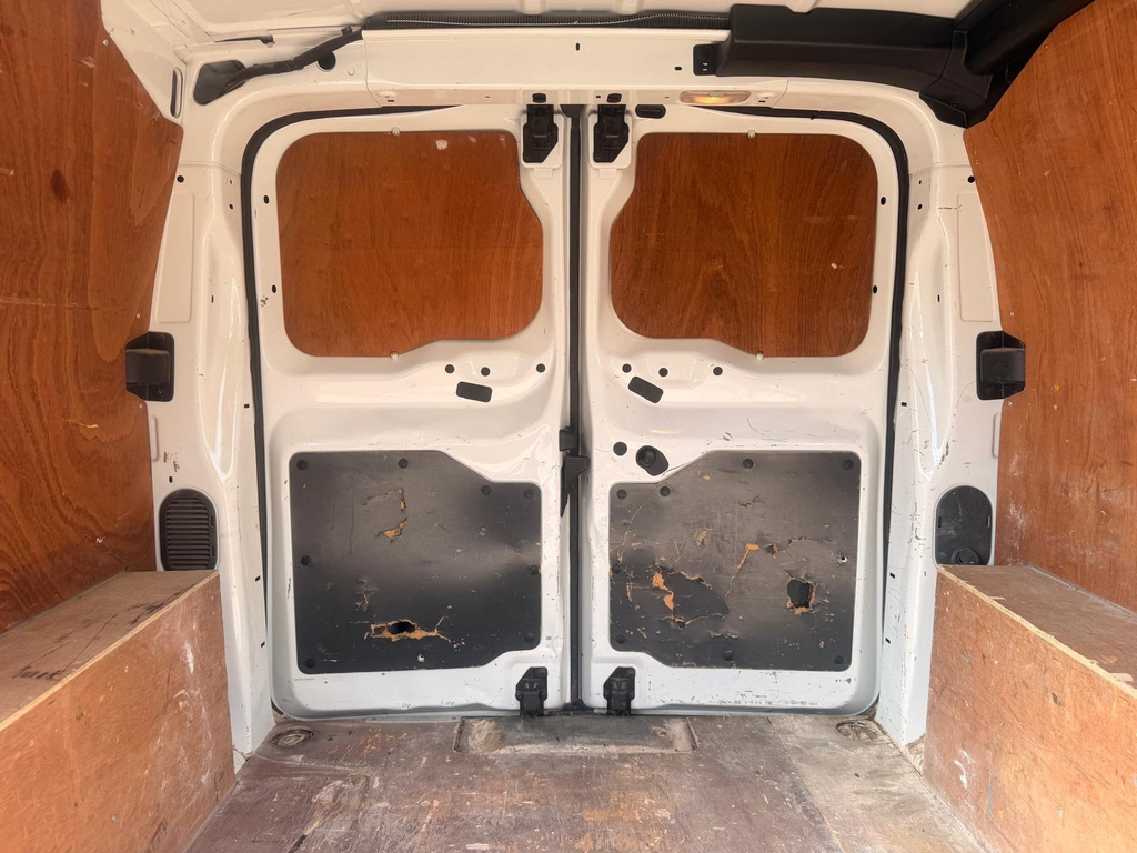 Vauxhall Vivaro Panel Van White #61
