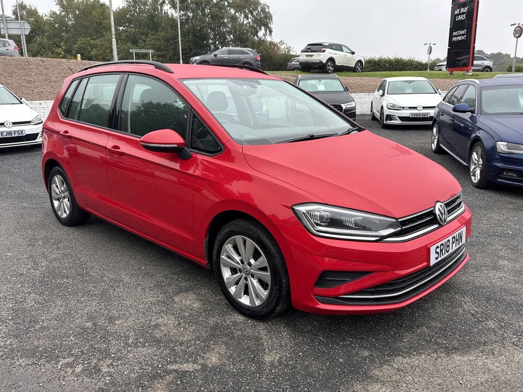 Volkswagen Golf SV 1.0 Tsi 110 Se Dsg Red