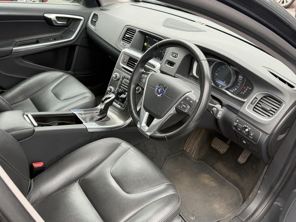 Volvo V60 D4 190 Se Lux Nav Geartronic Grey #2