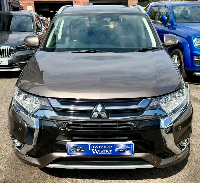 Mitsubishi Outlander 2.0H 12Kwh 4Hs Cvt 4Wd Euro 6 Ss Brown #3