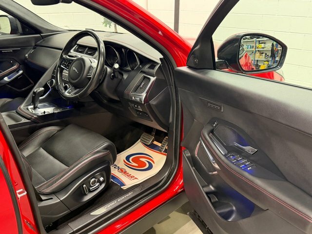 Jaguar E-Pace 2.0 D180 First Edition Suv Awd Eur Red #3