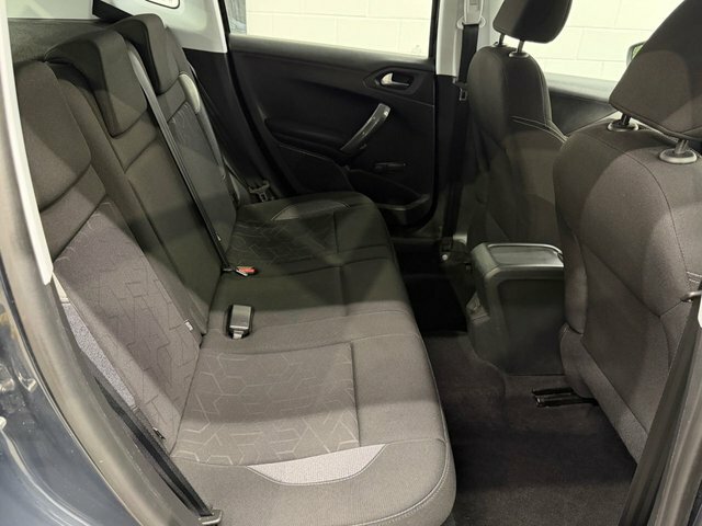 Peugeot 2008 1.2 Puretech Active Suv Euro 6 Grey #6
