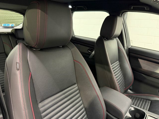 Land Rover Discovery Sport 2.0 D200 Mhev Urban Edition Suv 4W Black #3