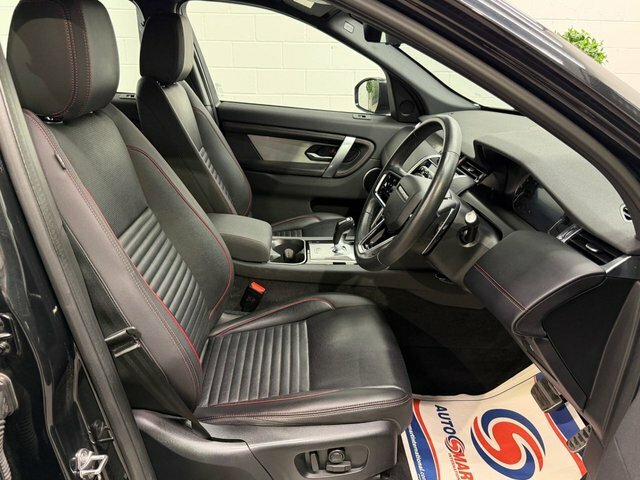 Land Rover Discovery Sport 2.0 D200 Mhev Urban Edition Suv 4W Black #2