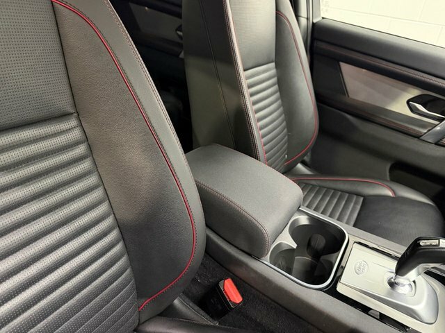 Land Rover Discovery Sport 2.0 D200 Mhev Urban Edition Suv 4W Black #4