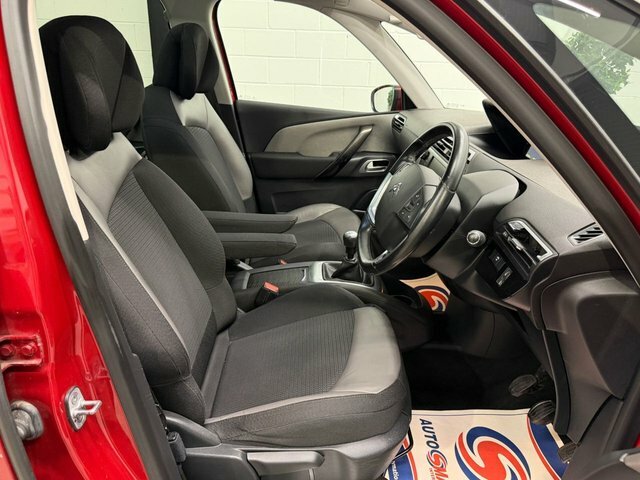 Citroen Grand C4 Picasso 1.2 Puretech Flair Mpv Euro 6 S Red #2