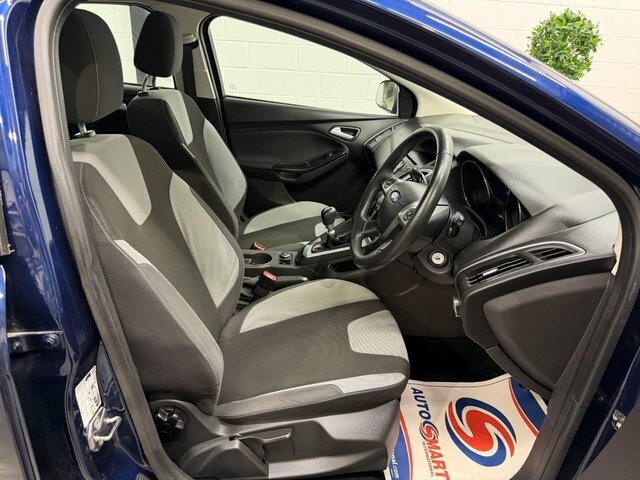Ford Focus 1.0T Ecoboost Zetec Hatchback Eu Blue #2